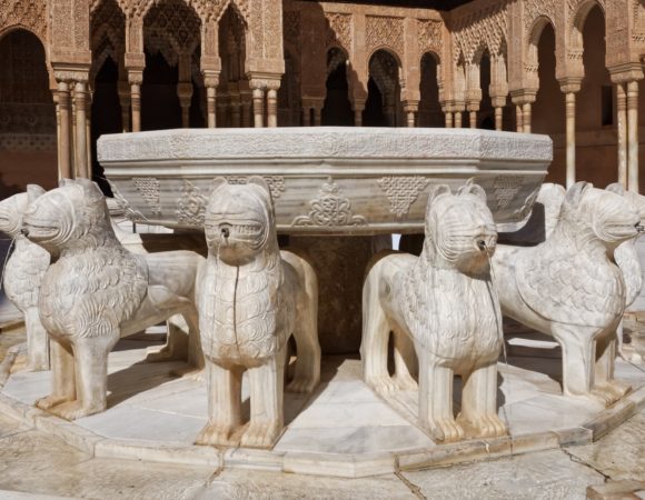 Alhambra Guidée: Billets Avec Guide Officiel